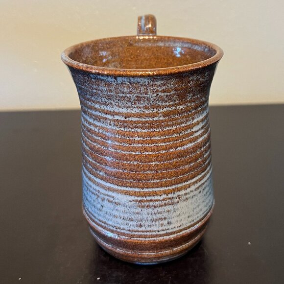 Handcrafted Hand-Thrown Studio Art Pottery Mug ~ Artist Signed, Sally Guger - Picture 5 of 11